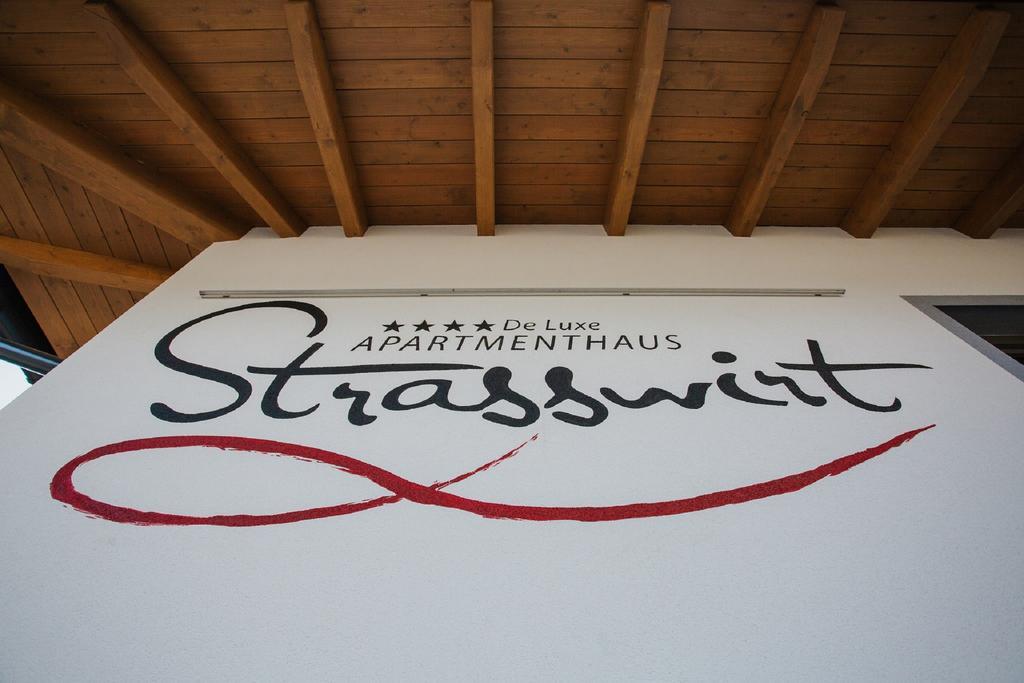 Apartmenthaus Strasswirt De Luxe 트로폴라흐 외부 사진